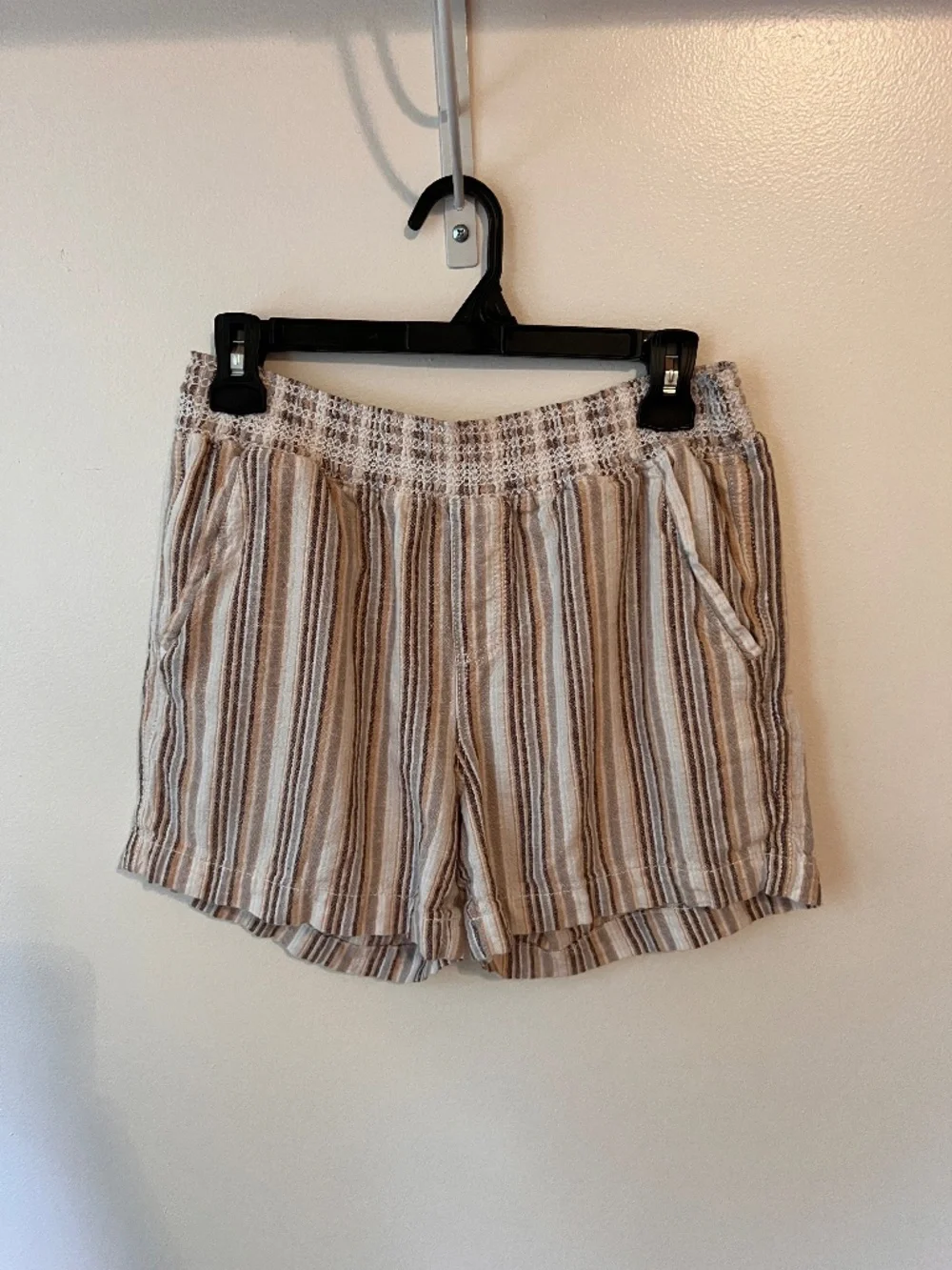 Briggs Brown and White Striped Linen Blend Shorts | Size M